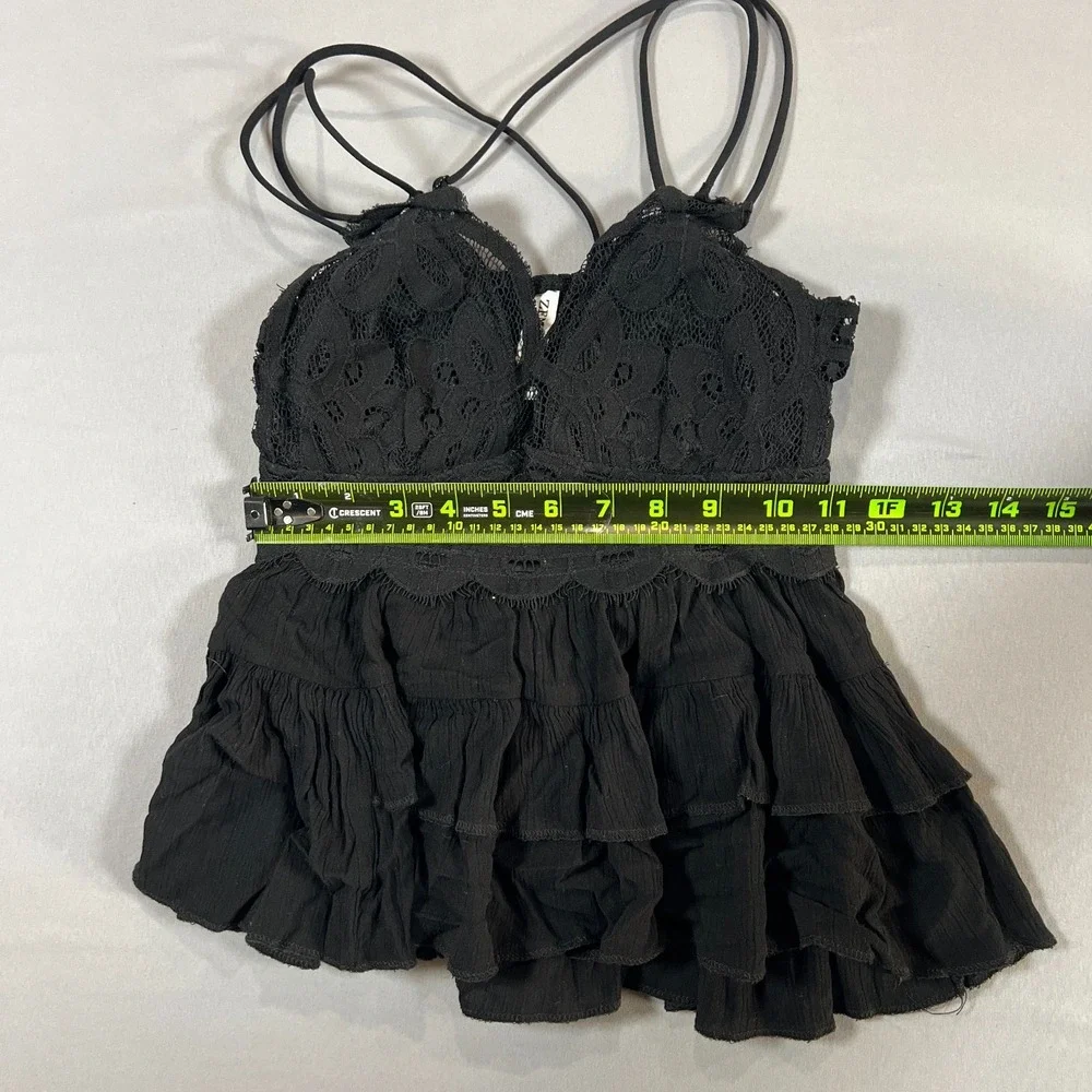 Zenana Camisole Tank Top Kids Medium Black Crochet Lace Ruffled Spaghetti Strap